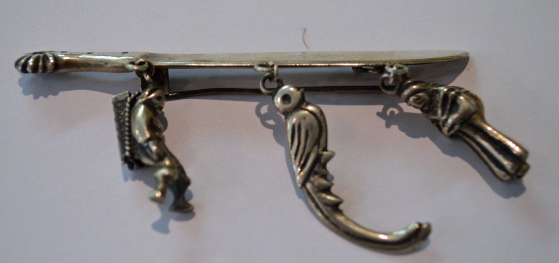 Guatemalan 900 Silver Machete and Fob Pin Brooch: Vintage Guatemalan 900 Silver Pin/Brooch with Fobs.In Very good condition. Please see all photos.