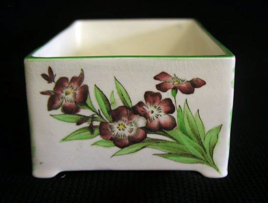 Crown Devon Bermuda music box - 3