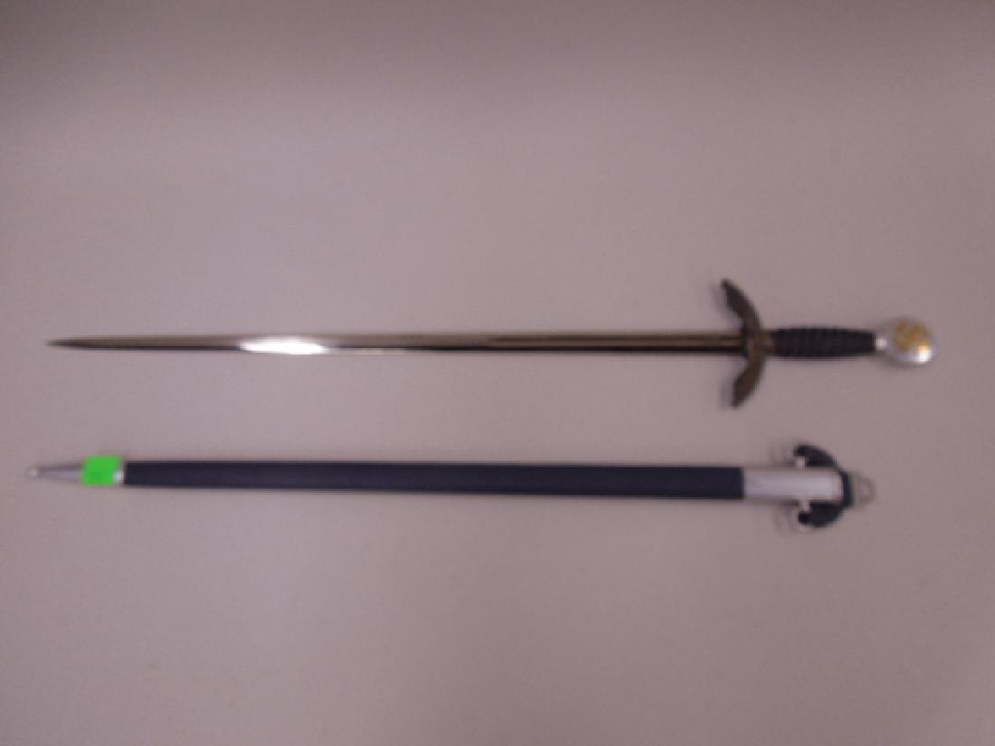 WW II German Luftwaffe Officers Sword (1 of 4)