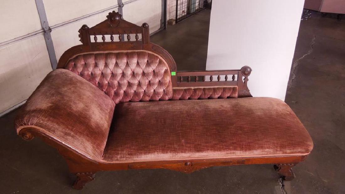 Eastlake Victorian Chase Lounge (1 of 6)