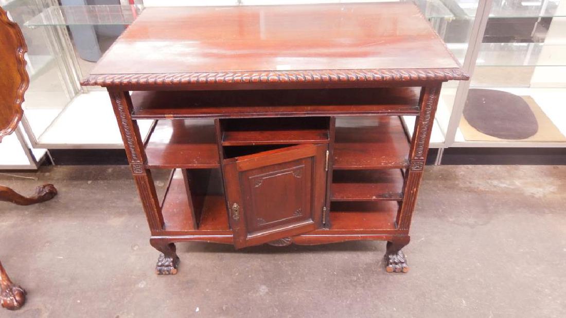 Chippendale Style Mahogany Server (1 of 7)