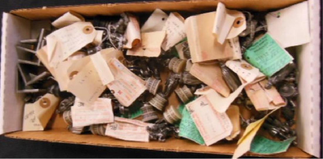 Franklin Mint Pewter Chess Figures (1 of 2)