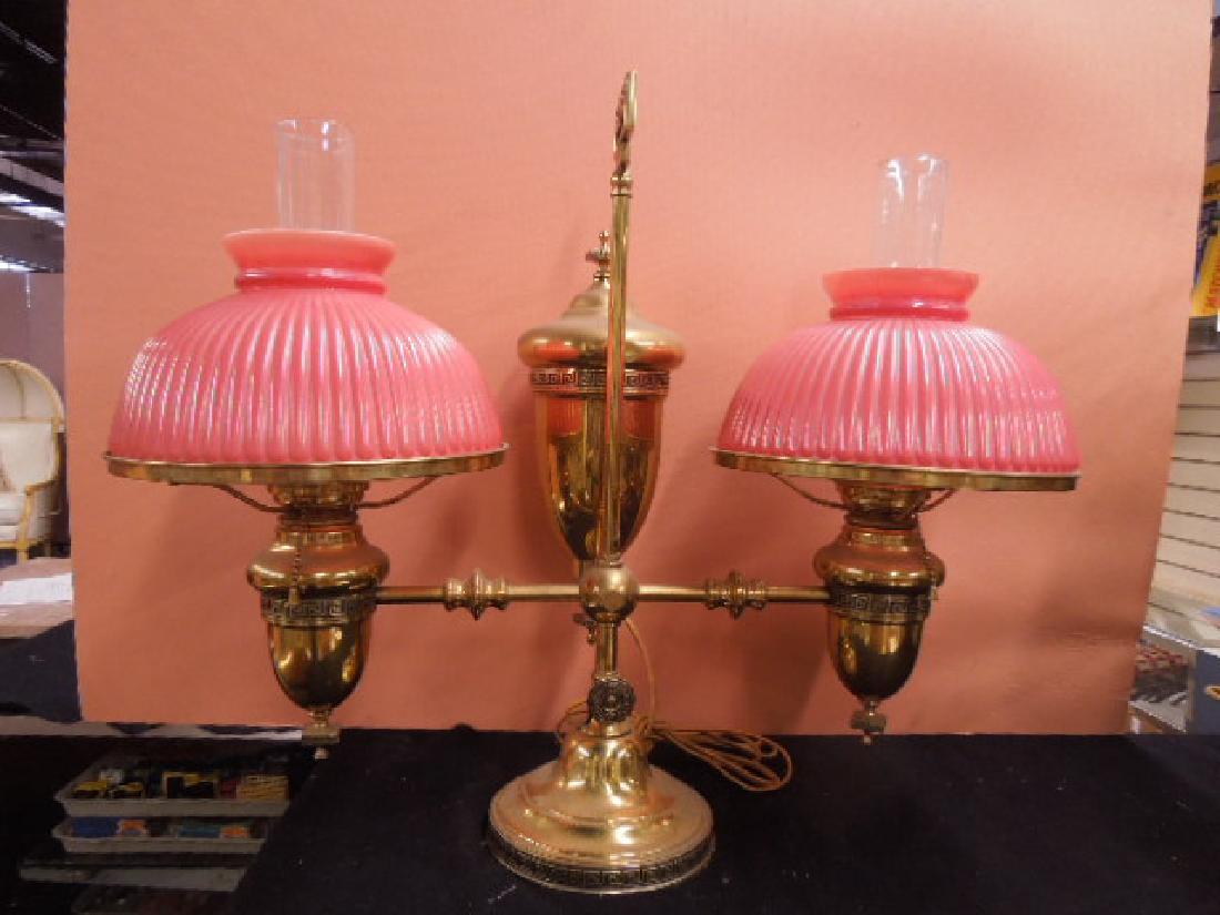 Double Student Fluid Lamp (1 of 6)