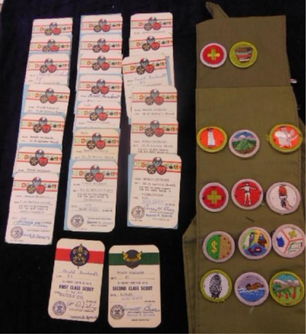 Vintage Boy Scout Merit Badges & Other (1 of 9)