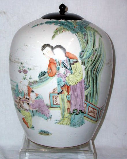 19th C. Chinese Export Covered Jar