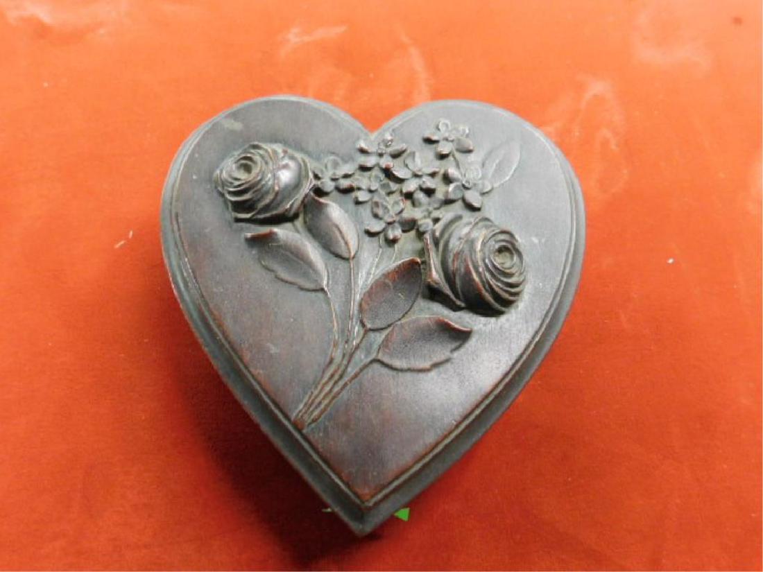 Victorian Walnut Heart Form Box (1 of 2)