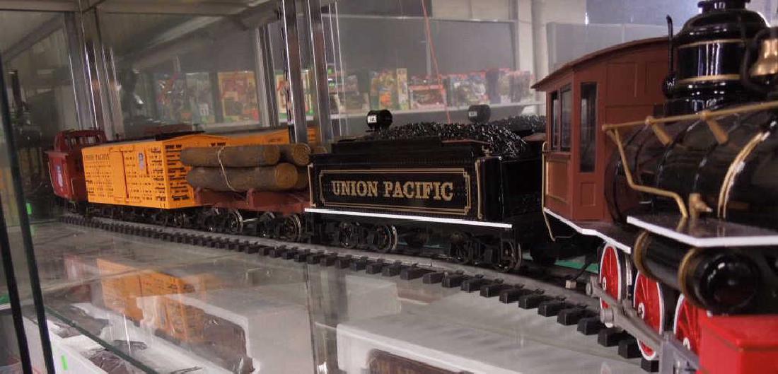 5 Piece G Gauge Train Set (1 of 6)