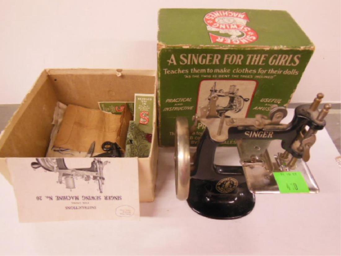 Singer Sewing Machine "For The Girls" (1 of 6)