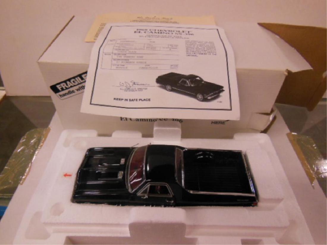 Danbury Mint Diecast Car (1 of 4)