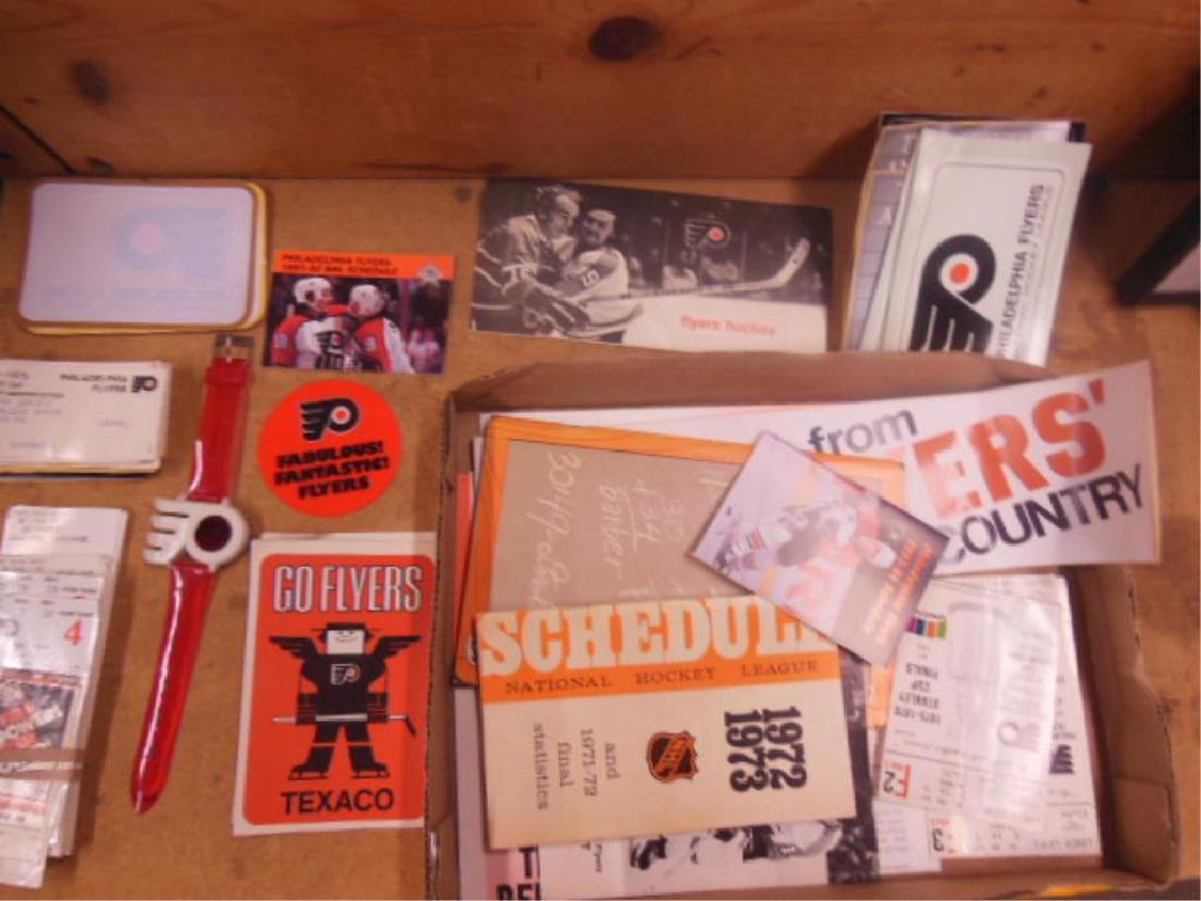 Lot Assorted Philadelphia Flyers Collectible Items (1 of 8)