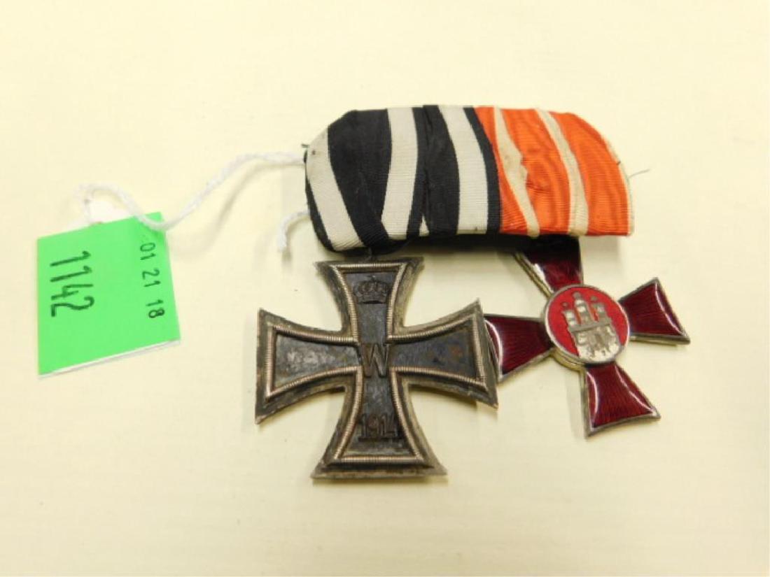2 WW I Medals on Ribbon Bar (1 of 2)