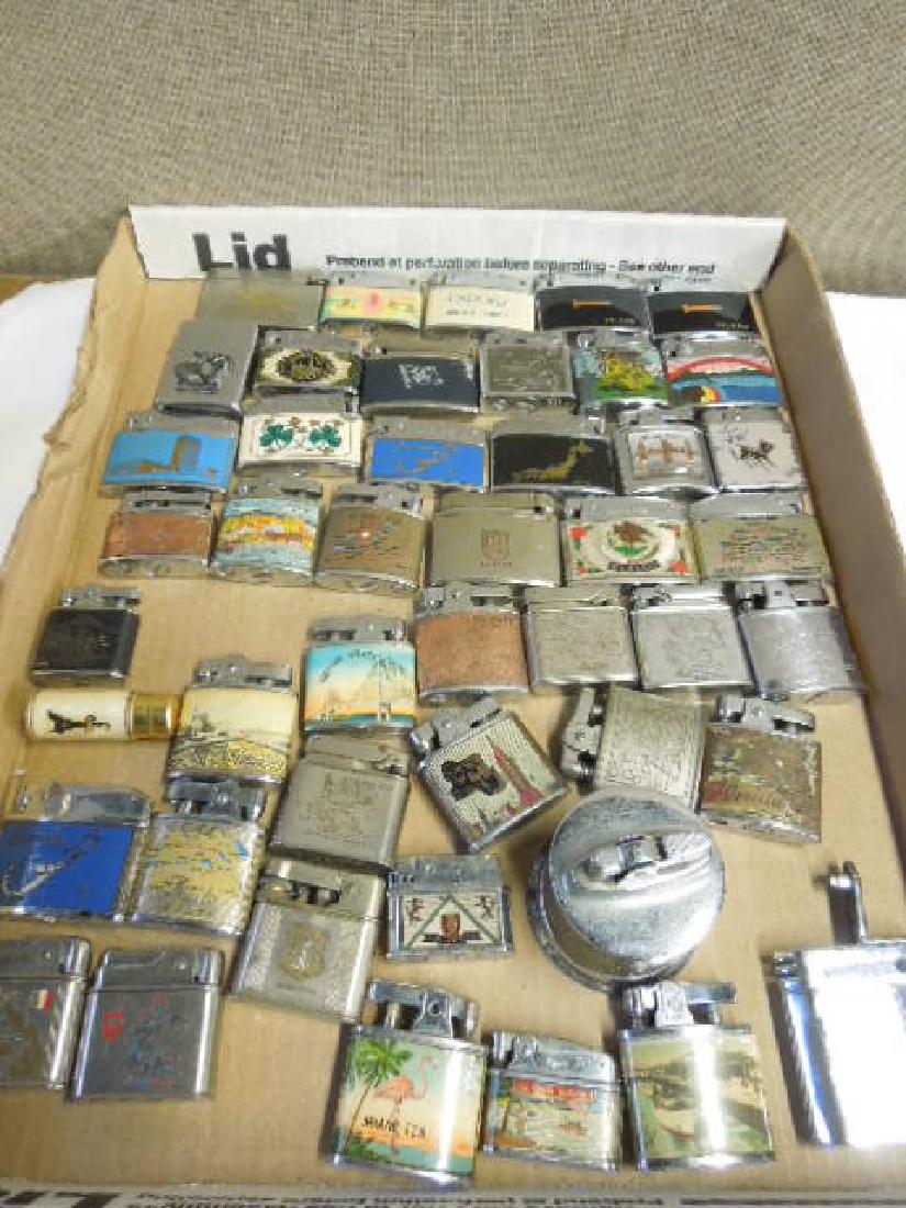 Large Lot Souvenir Tourist Lighters (1 of 9)