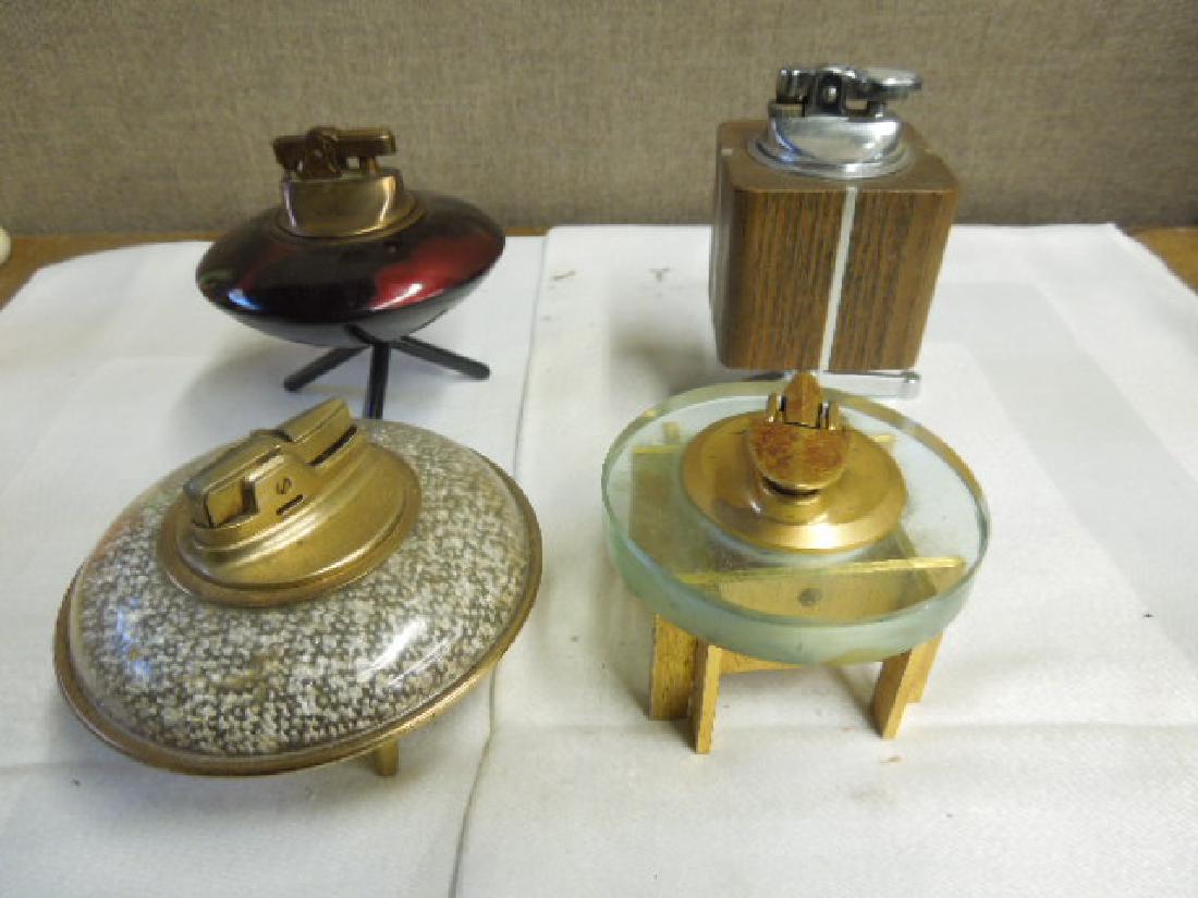4 Vintage Ronson and Other Table Lighters (1 of 5)