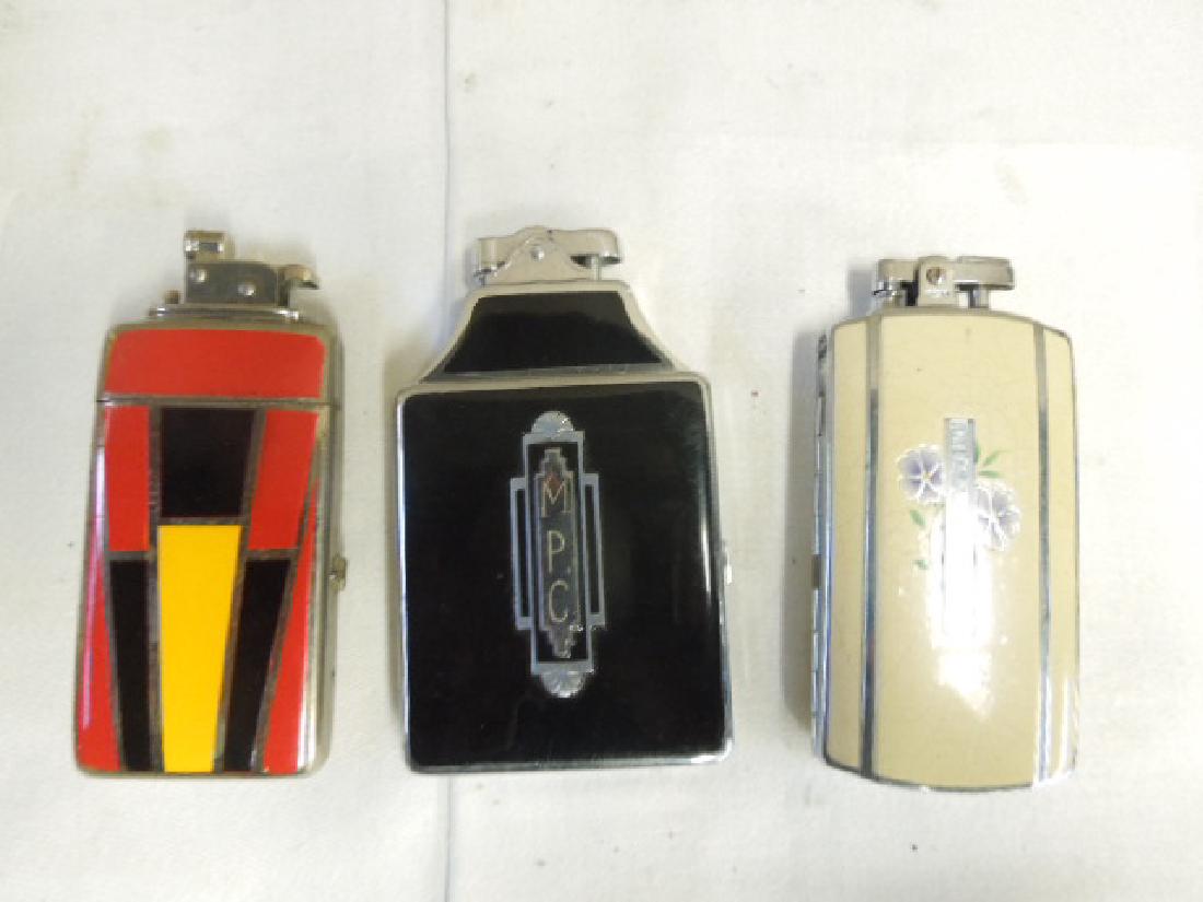 3 Vintage Cigarette Cases With Lighters (1 of 5)