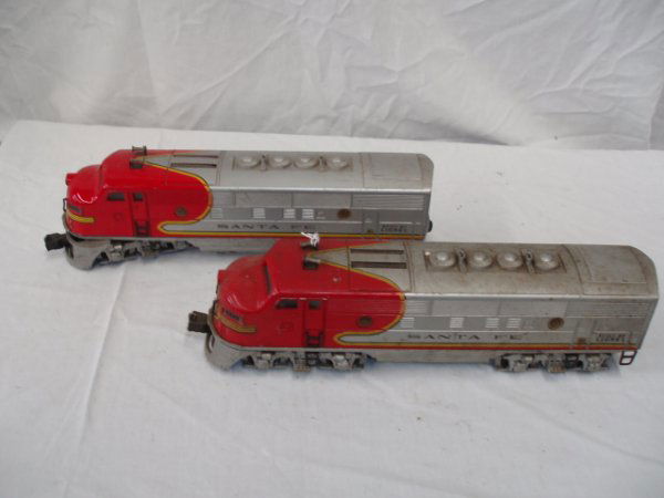 LIONEL POSTWAR #2343: LIONEL POSTWAR #2343 SANTA FE F-3 AA UNITS