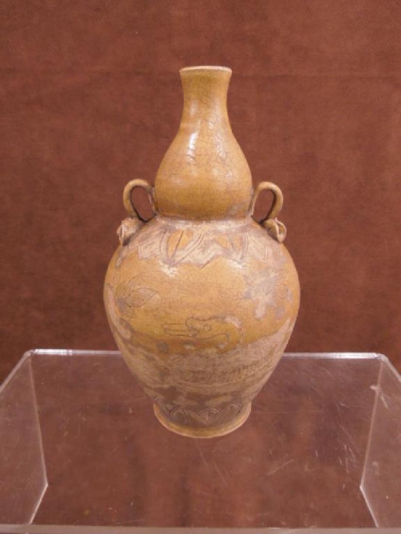 Chinese Double Gourd Vase (1 of 6)