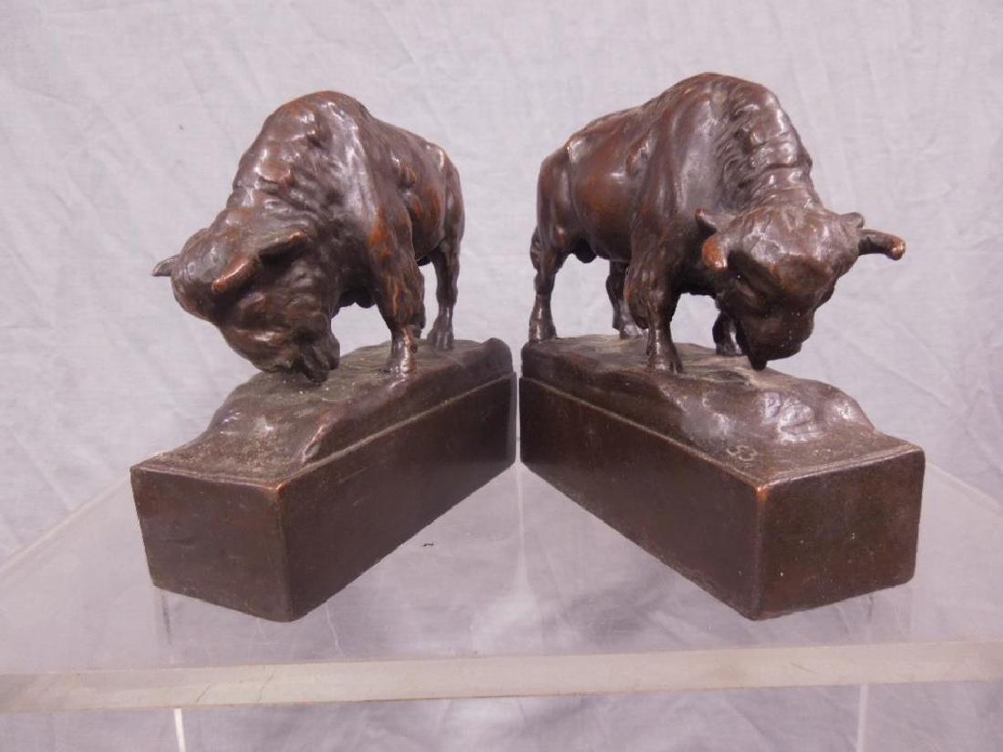 Pr Buffalo Bookends (1 of 7)