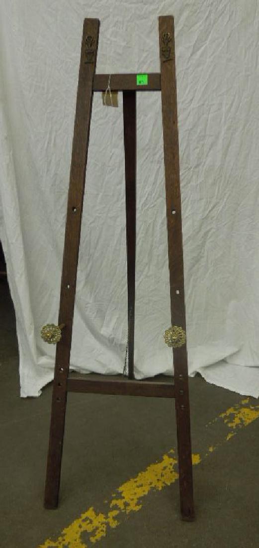 Arts & Crafts Artist Easel (1 of 3)