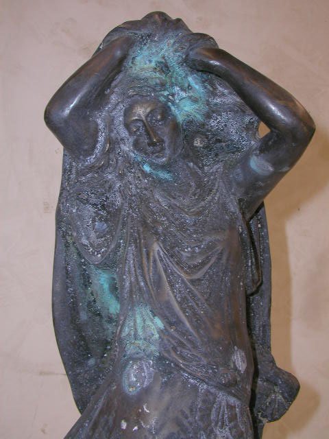 20th C. unsigned bronze sculpture - 2