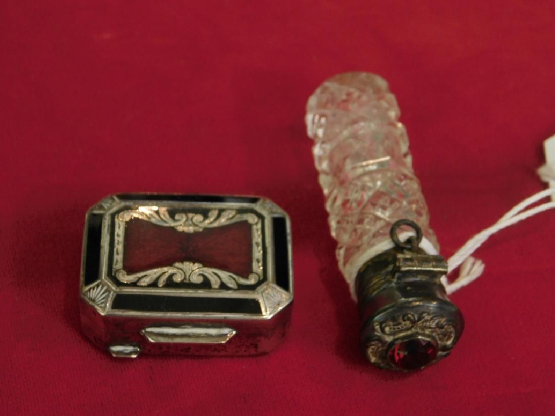 Gucci Enameled Sterling Pill Box (1 of 2)