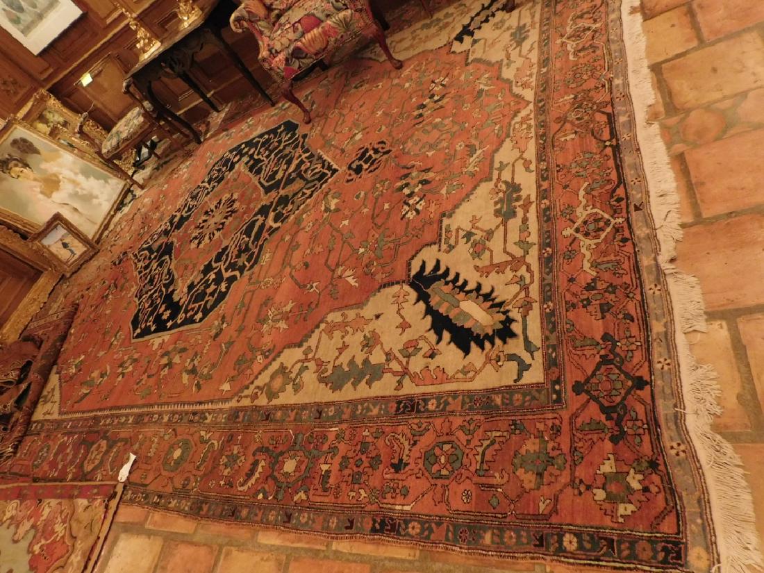 Antique Serapi Room-Sized Carpet (1 of 10)