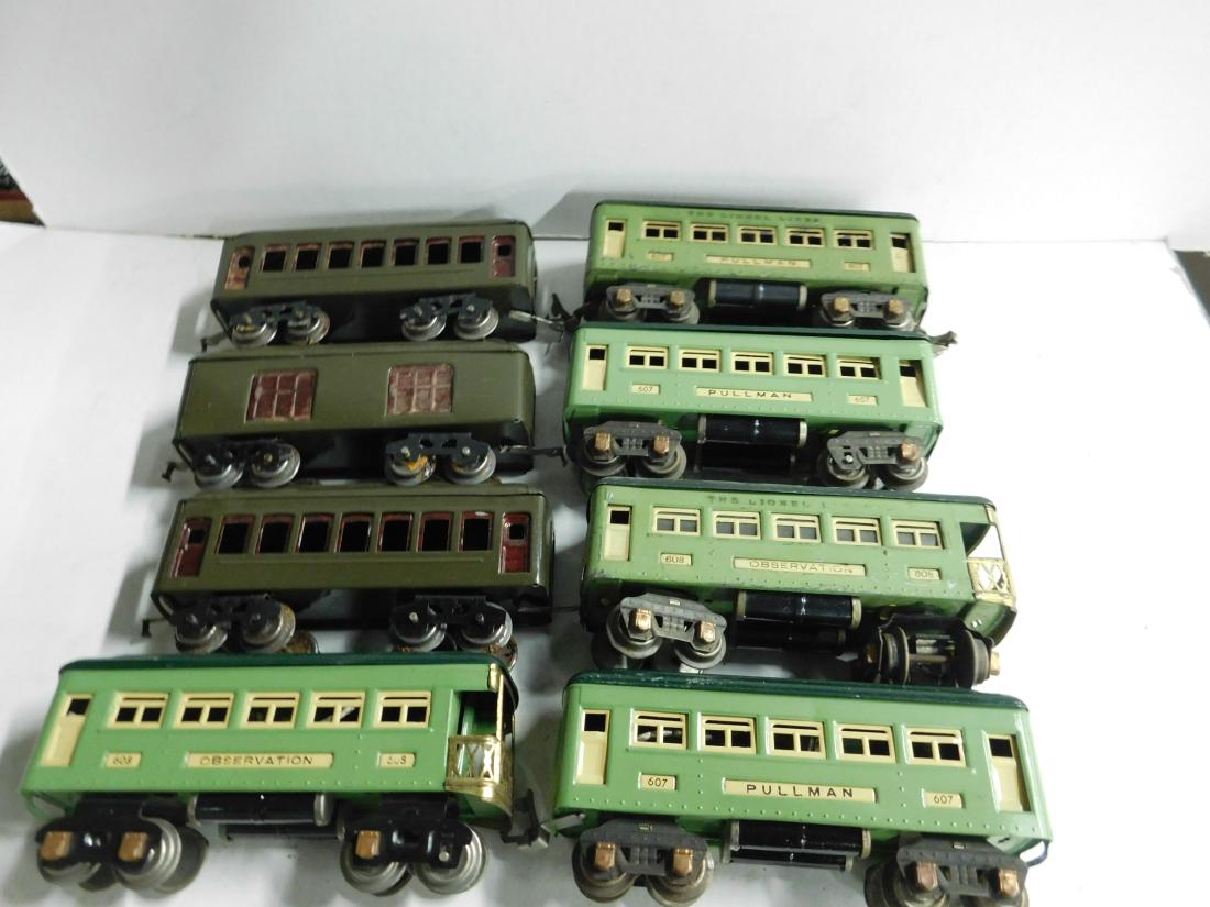 8 Lionel Prewar Train Cars (1 of 7)