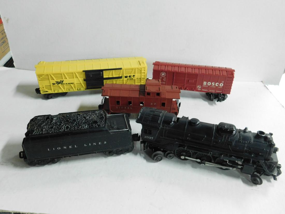 Lionel "O" Gauge Locomotive, Tender & Cars (1 of 6)