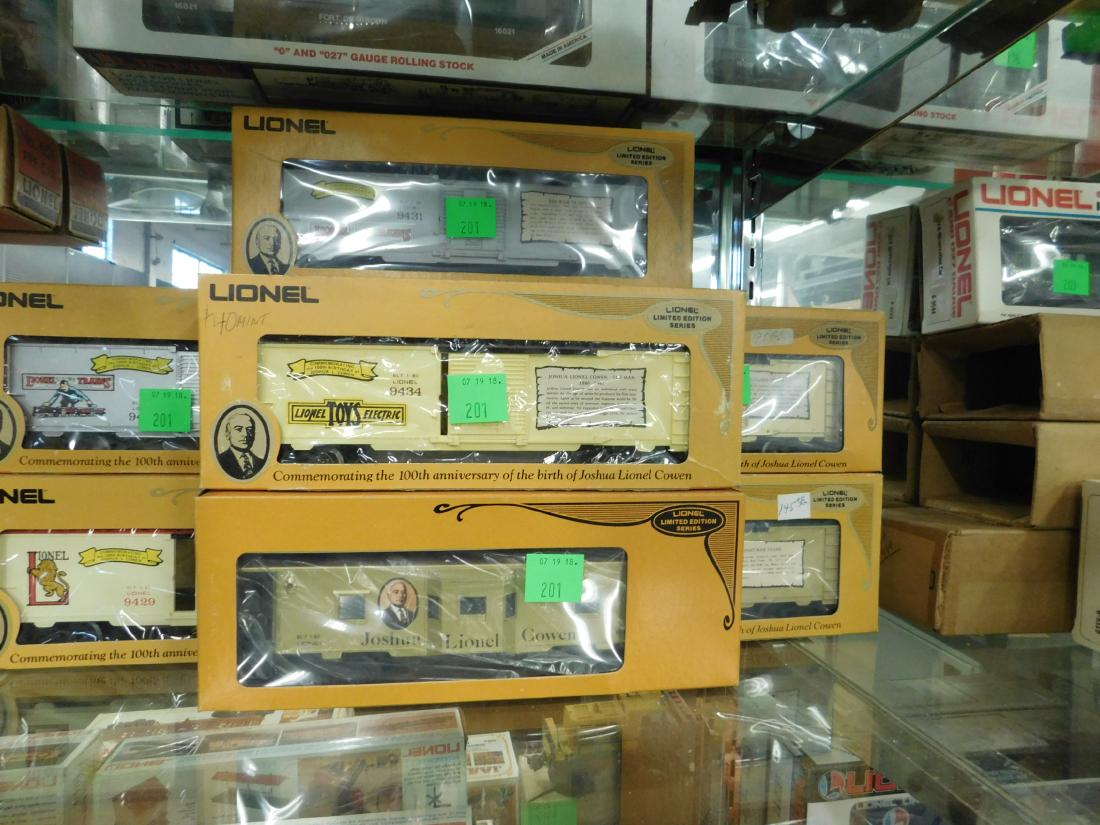 7 Joshua Lionel Cowen L/E Train Cars (1 of 5)