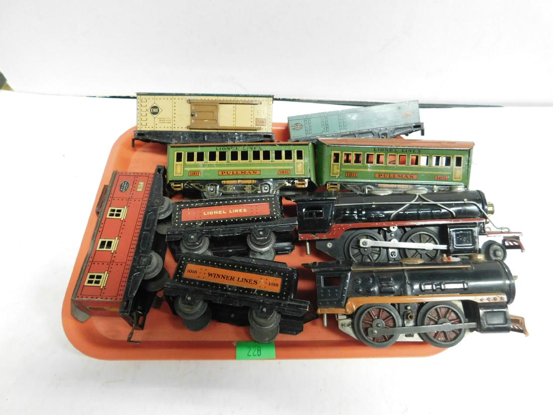 Lionel Jr. Train Set (1 of 5)