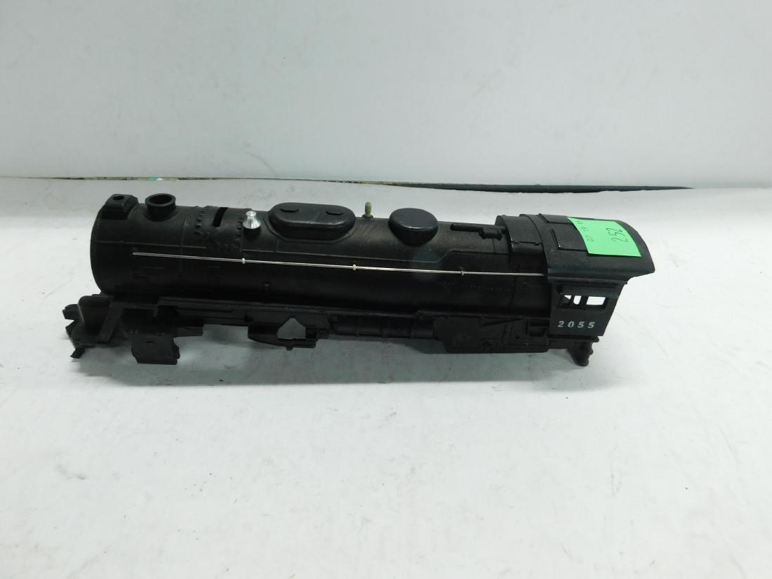 Lionel Steam Locomotive Body Only!: Post War Lionel Steam Locomotive Body Only! Hudson type 4-6-4 Steam Locomotive, for 0 & 027 gauge track. CONDITION: Very minor wear.