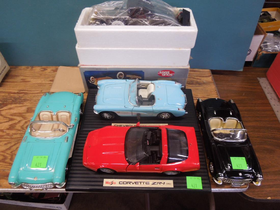 Maisto & Other Scale Corvettes & Radio (1 of 6)