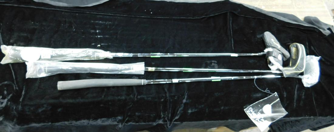 3 Like New Putters (1 of 4)