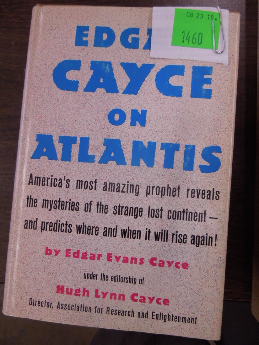 4 Volumes - Edgar Cayce (1 of 4)