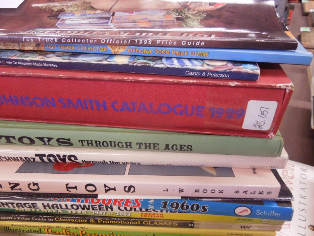 Large Lot of Books on Antique & Collectible Toys (1 of 3)