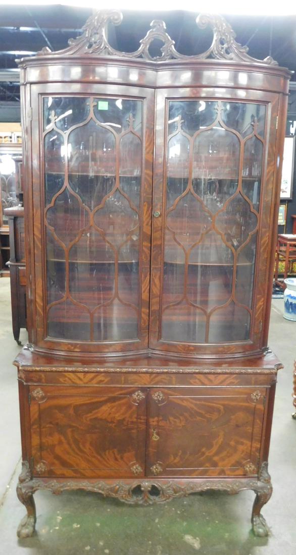 Chippendale style china cabinet (1 of 7)