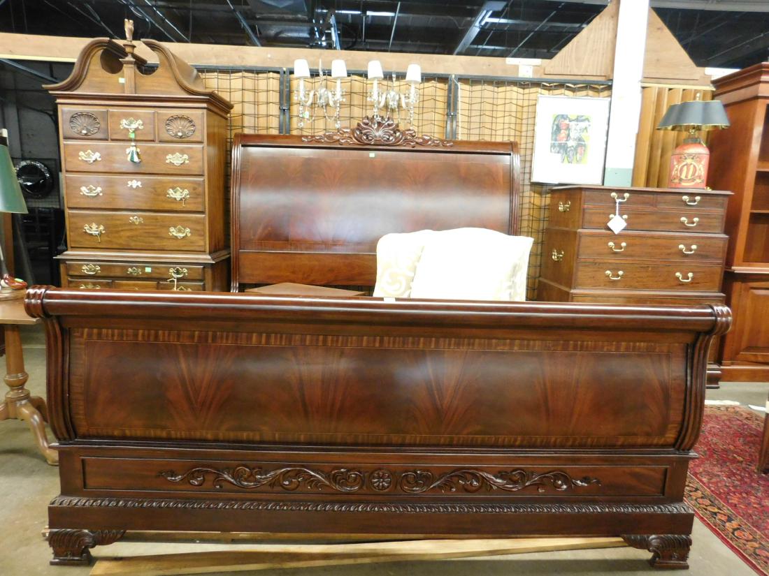 Sleigh Bed (1 of 5)