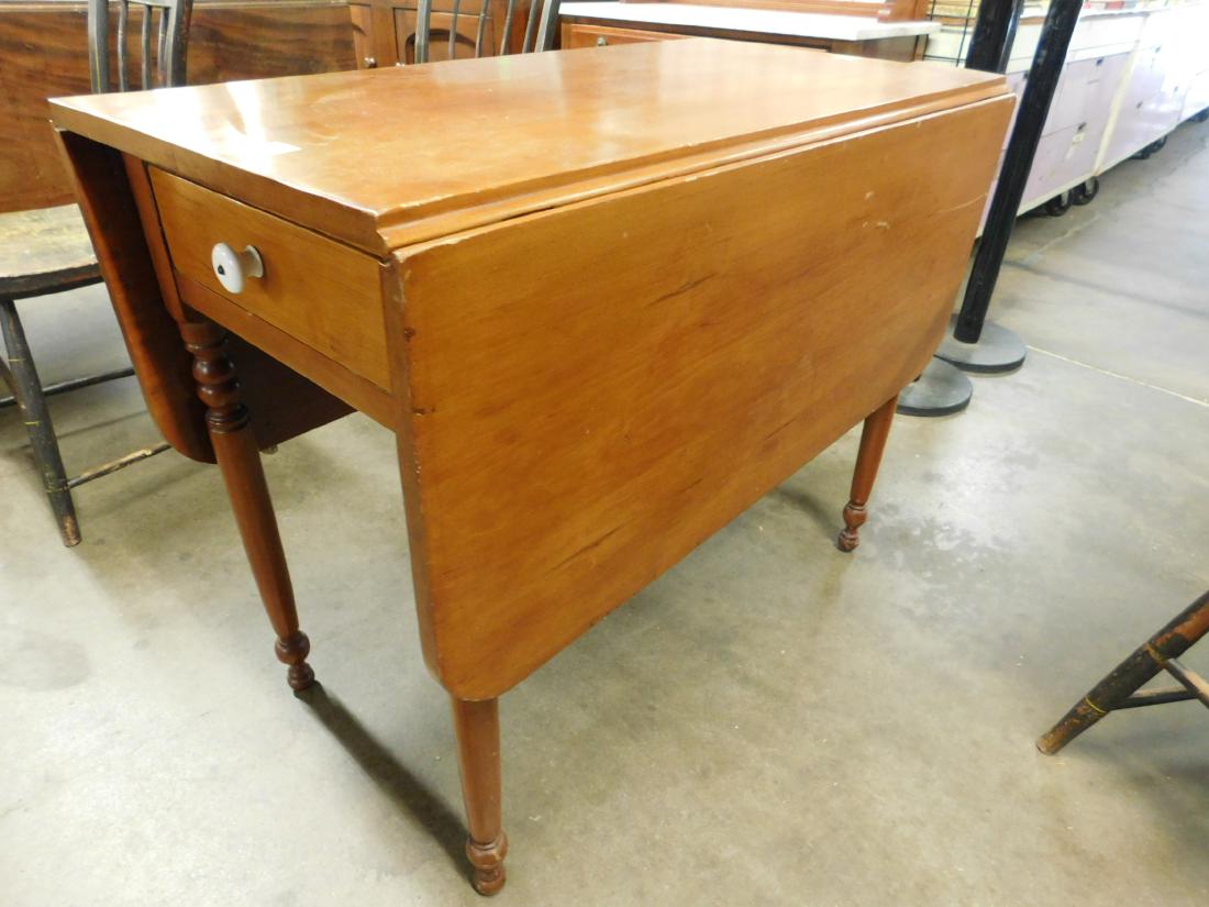 Country Sheraton Drop Leaf Table (1 of 6)