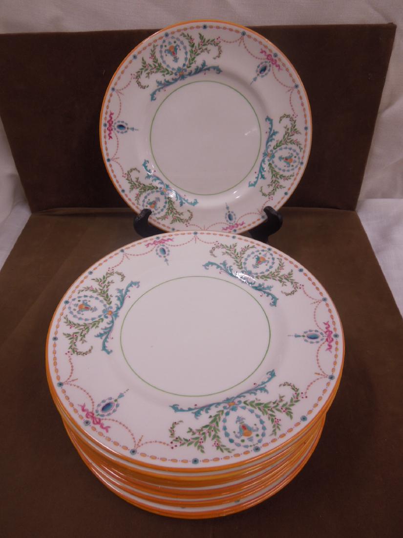 12 Royal Doulton Dinner Plates (1 of 3)