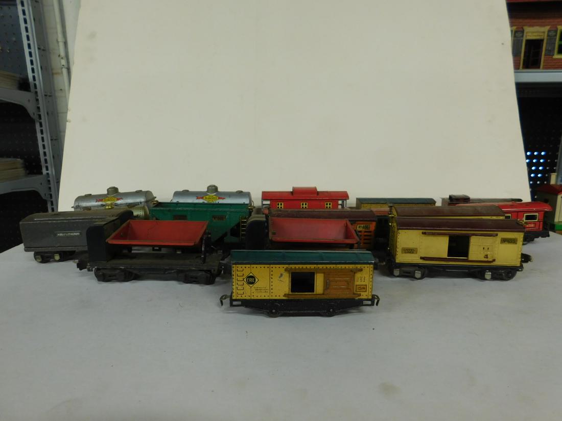 18 Lionel Tin Train Cars Assorted (1 of 20)