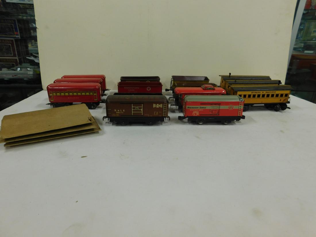 14 Marx Tin Litho Train Cars (1 of 11)