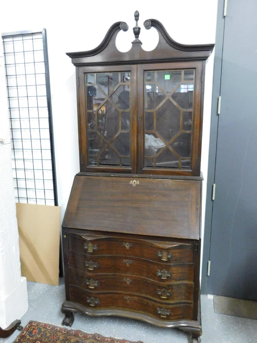 Chippendale Style Secretary Desk Mar 17 2019 B S Slosberg
