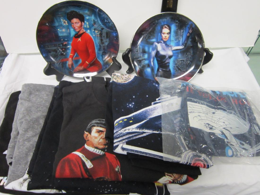 6 Star Trek T-Shirts & 2 Collector Plates: Six Star Trek T-Shirts and two Collector Plates, all like new, some shirts still have original toys including: XL Enterprise, XL Star Trek The Voyage Home, XL Spock and McCoy, XL Star Trek Next Genera