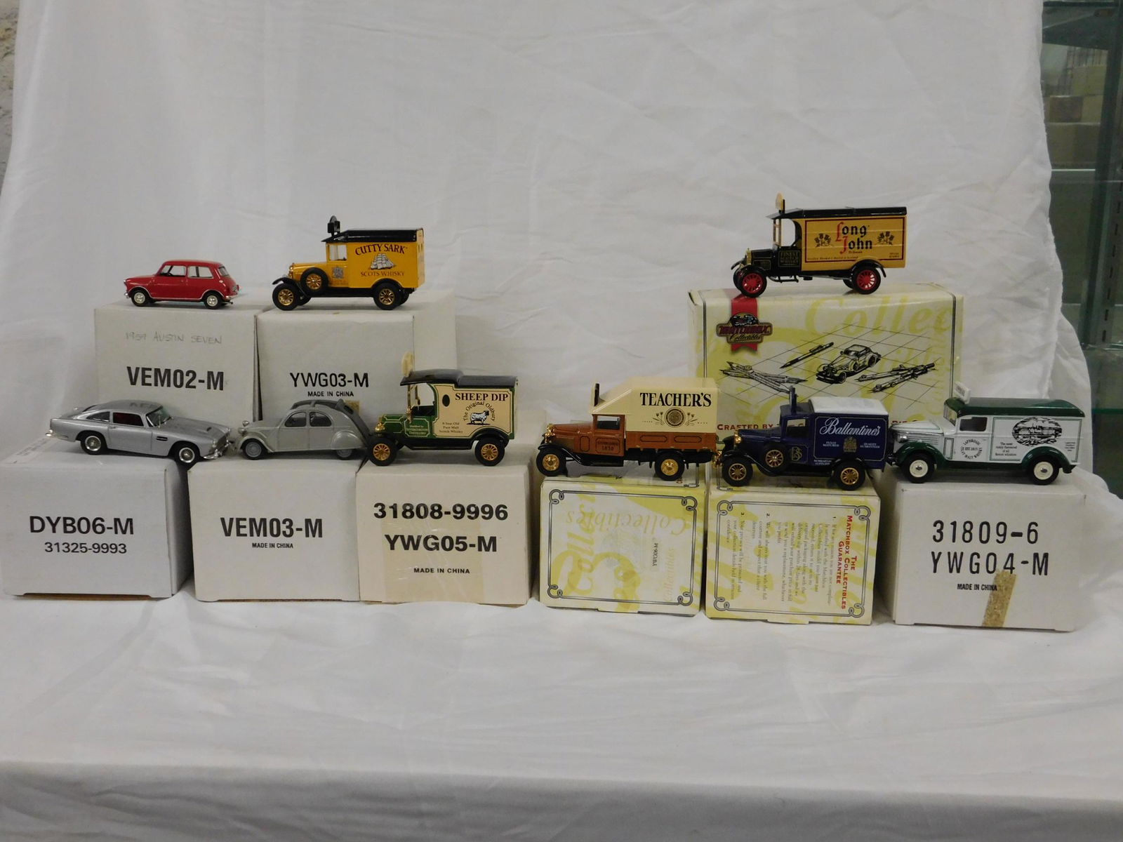 9 Matchbox Collectibles Die Cast Vehicles (1 of 3)