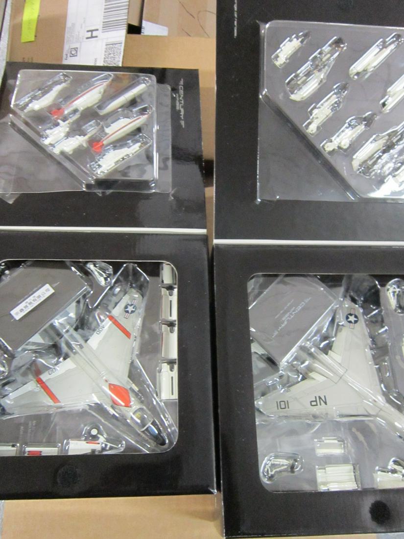 2 Century Wings Die Case Navy Aircraft NIB (1 of 6)