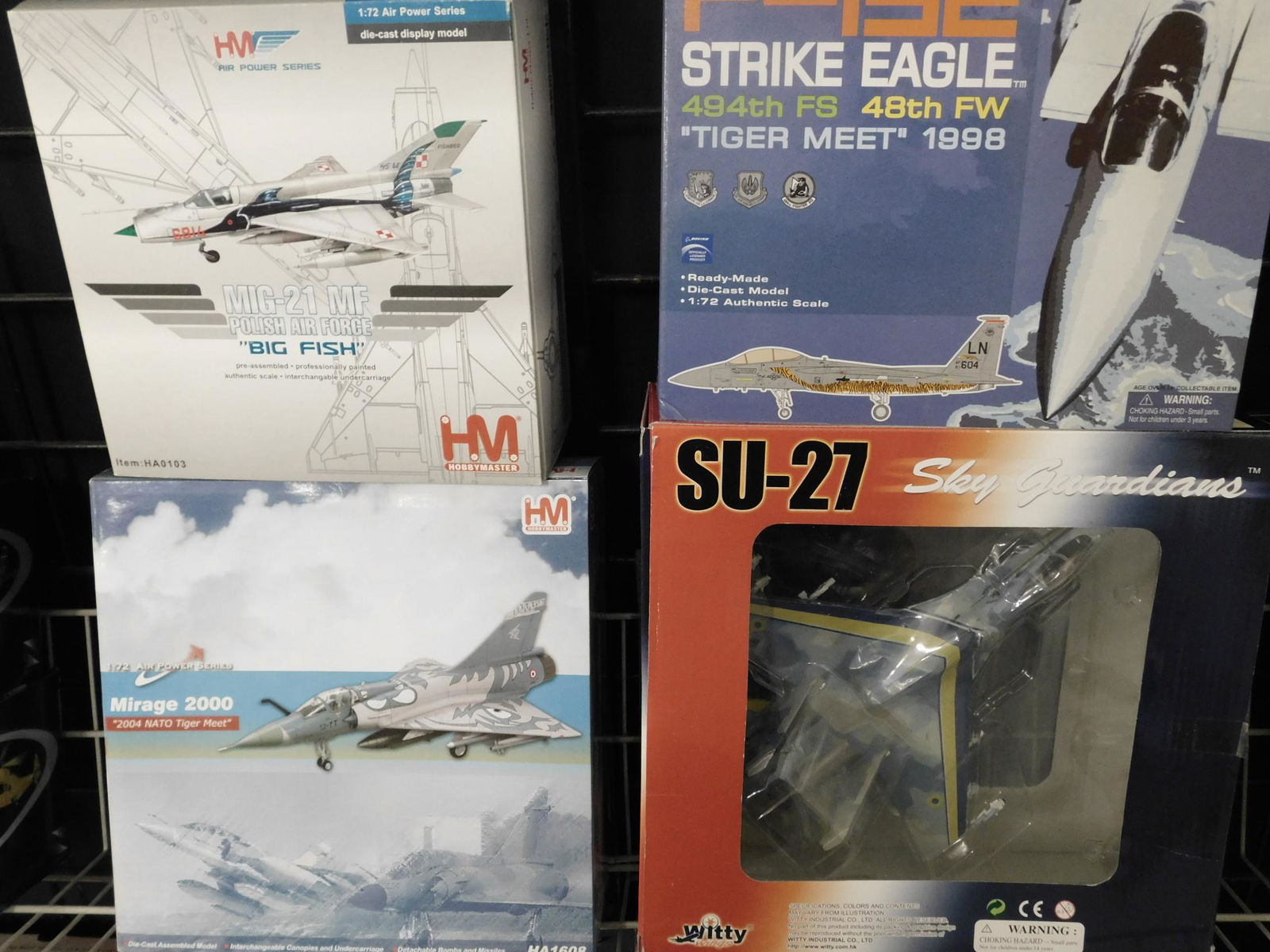 4 Die Cast Scale Model Aircraft NIB (1 of 2)
