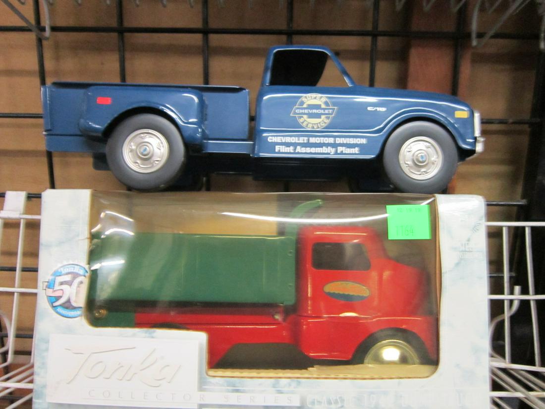 2 Pressed Steel Tonka & Other Truck (1 of 3)