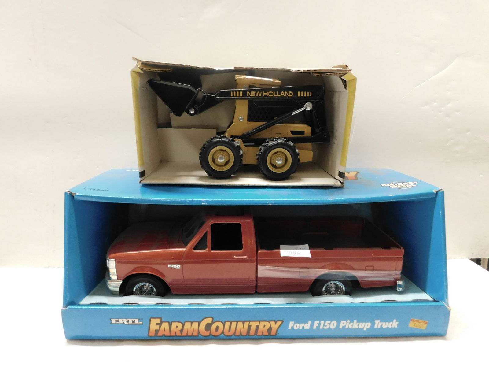 2 Ertl Die Cast Vehicles NIB (1 of 1)