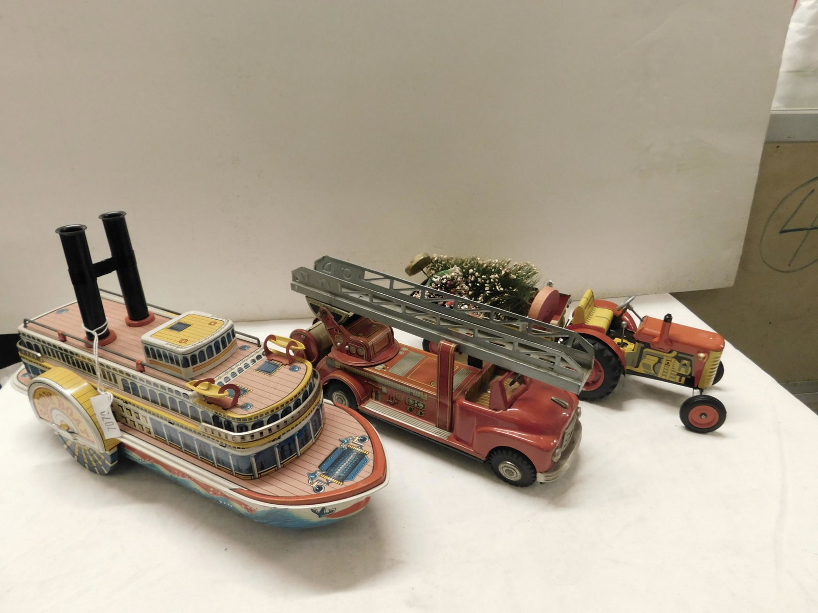 3 Vintage Tin Litho Vehicles (1 of 2)