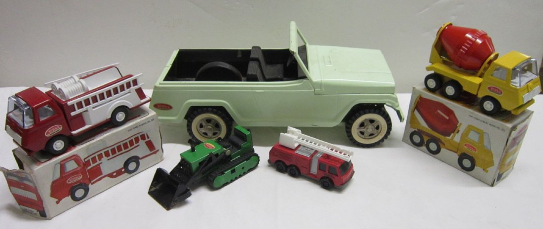 5 Tonka Pressed Steel Vehicles (1 of 5)