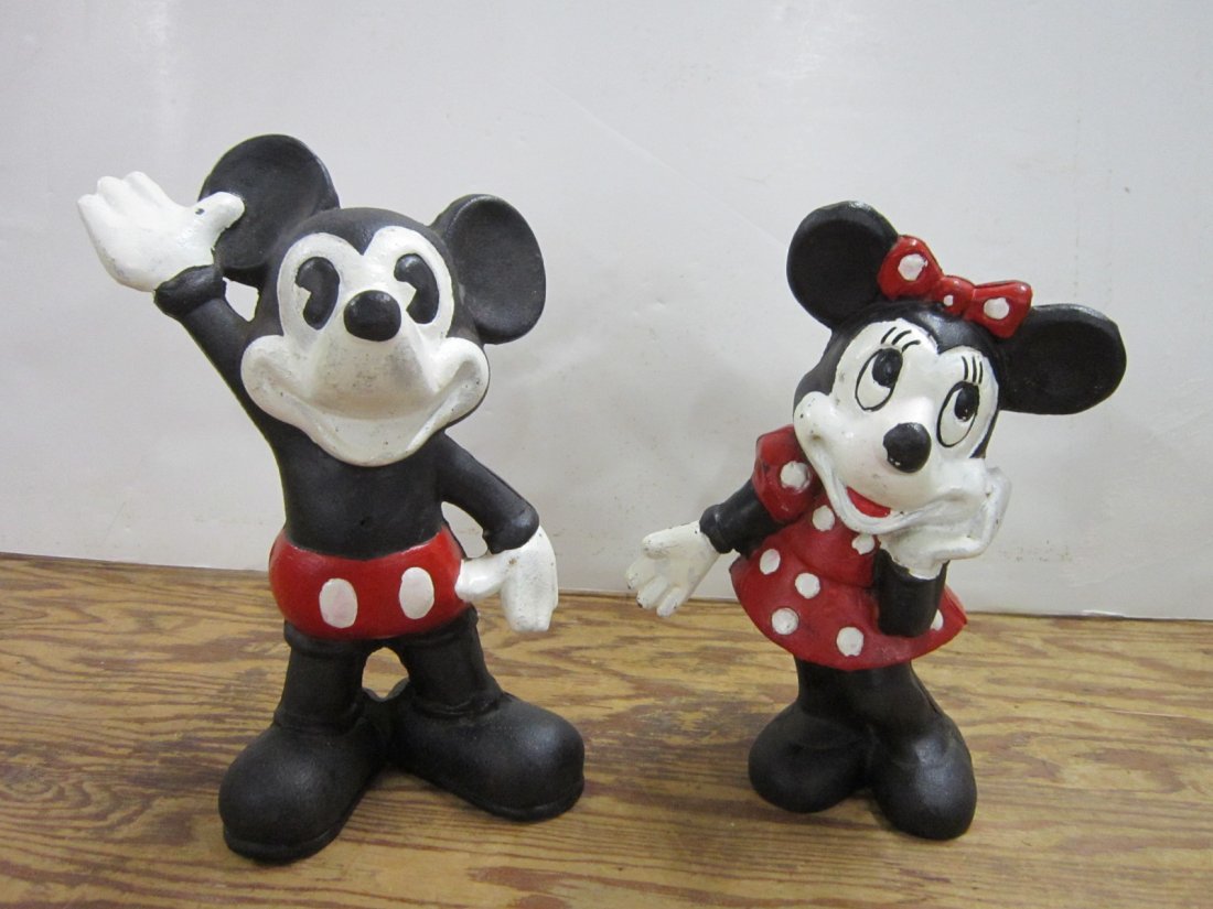 Cast Iron Mickey and Minnie Mouse Banks, both hand pain (1 of 4)